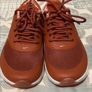 Women’s Nike air max Thea